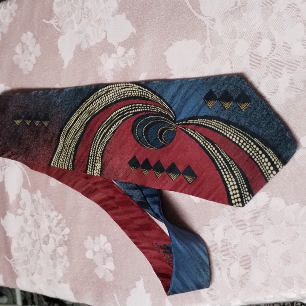 Conte di Milano tie